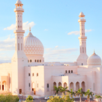 $370M Crypto Mining Paradise Emerges in Oman's Desert Sands!